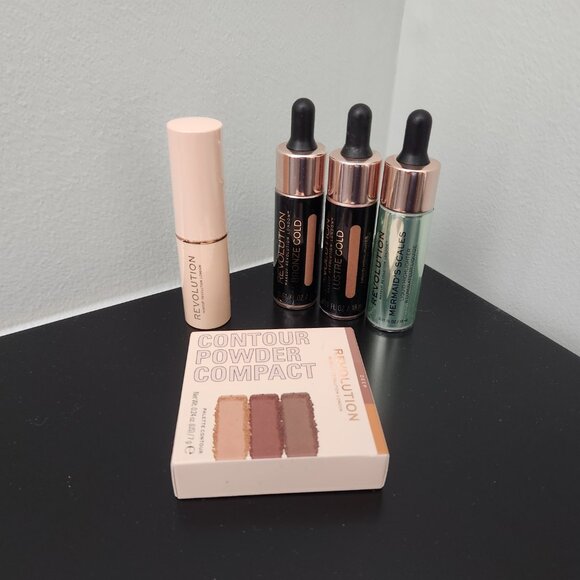 Makeup Revolution LOT Fast Base Stick Foundation #F12, 2 Bronzer, Highlighter - Picture 1 of 5